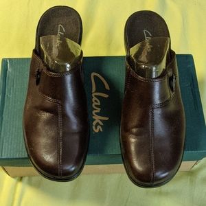 Clark's Women's clogs